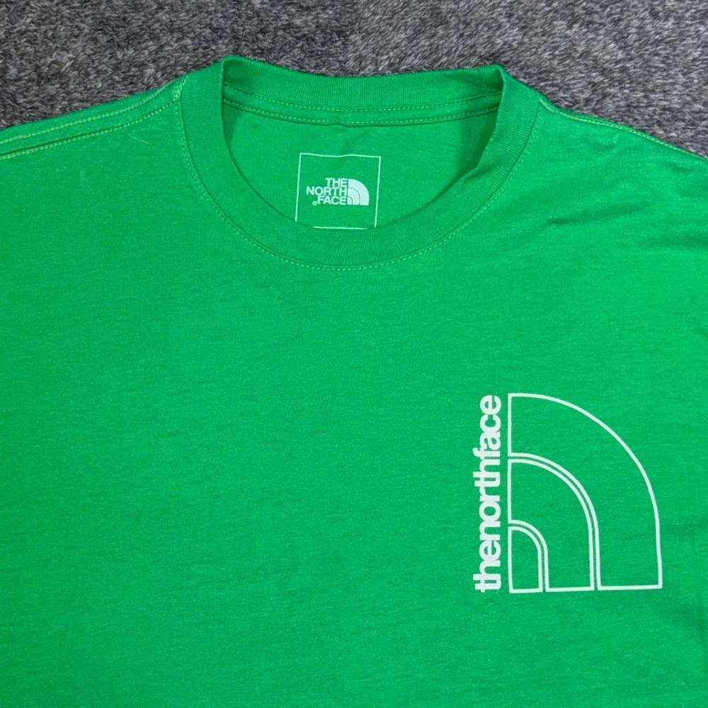 The North Face Mens Outline Tee Optic Emerald Green T-Shirt NF0A8CNX‎ Small